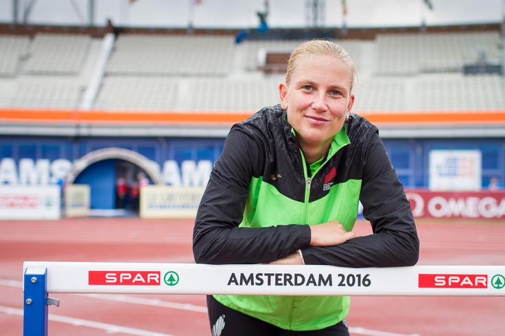 Marina Tomič je med najbolj izkušenimi v slovenski ekipi. Želi si predvsem uživati in sproščeno nastopiti v kvalifikacijah teka na 100 metrov z ovirami. | Foto: Peter Kastelic