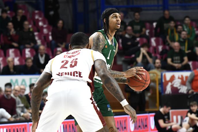 Reyer Venezia Cedevita Olimpija | Cedevito Olimpijo danes čaka gostovanje v Benetkah. | Foto Tine Ružič/Cedevita Olimpija