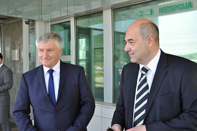 Martin Novšak s Franetom Barbarićem, predsednikom uprave Hrvatske elektroprivrede
 | Foto: STA ,