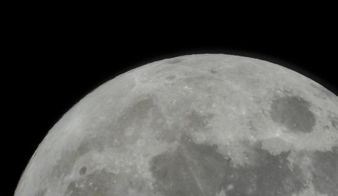 Zgodovinski mejnik v vesolju: misija Artemis 2 že v orbiti #video