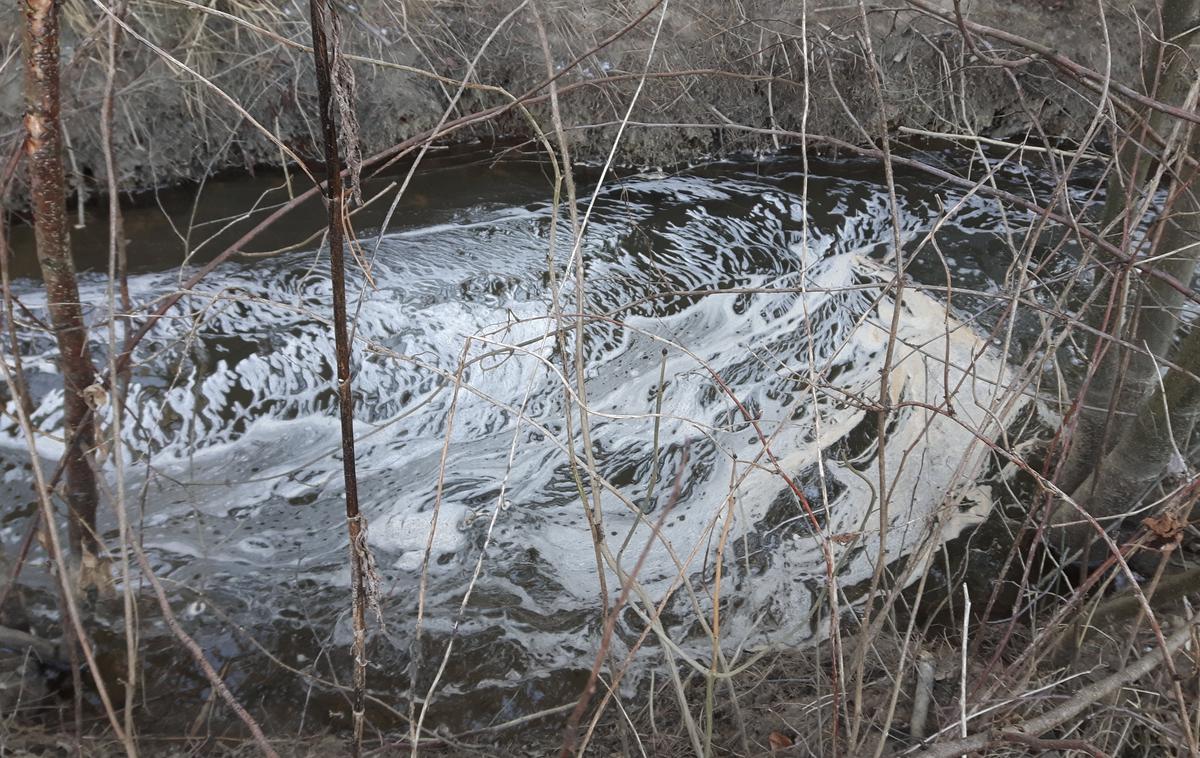 Kemis Moravče Termit odpadki | Pitna voda v Moravčah je neoporečna, so sporočili z okoljskega ministrstva. Župan Moravč je na drugi strani opozoril, da je omenjena analiza zavajajoča. | Foto Ljudska iniciativa Moravče