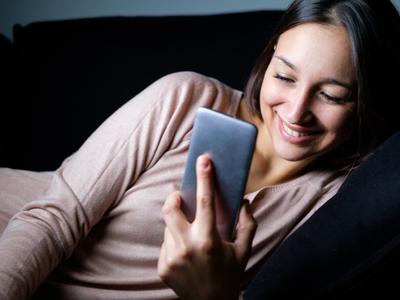 Ti znaki horoskopa so najuspešnejši na Tinderju: ste med njimi?