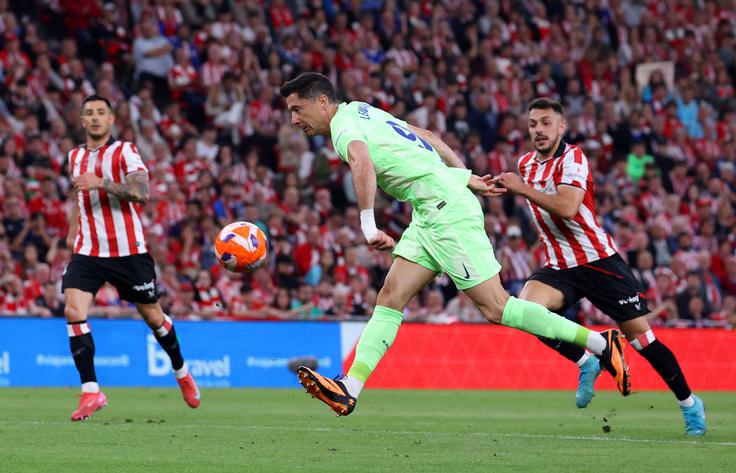 Robert Lewandowski je na gostovanju v Bilbao že v uvodnem delu srečanja dosegel dva zadetka. | Foto: Reuters