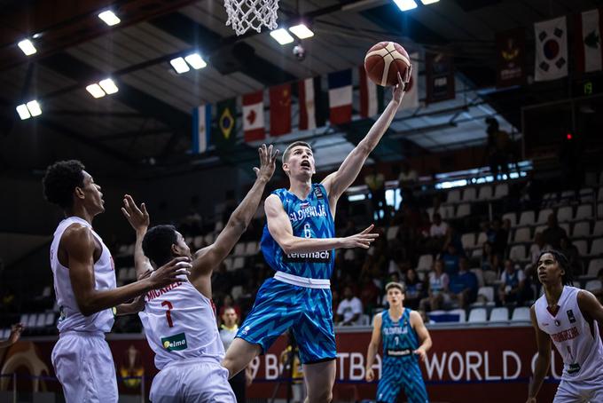 Jan Zemljič je k pomembni zmagi Slovenije prispeval 15 točk. | Foto: FIBA
