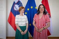 Ministrica Asta Vrečko za poglobitev sodelovanja z Avstrijo na področju kulture
