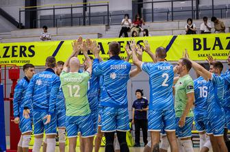 Slovenci tudi v drugo boljši od japonskega prvoligaša, zdaj se selijo na Filipine #video