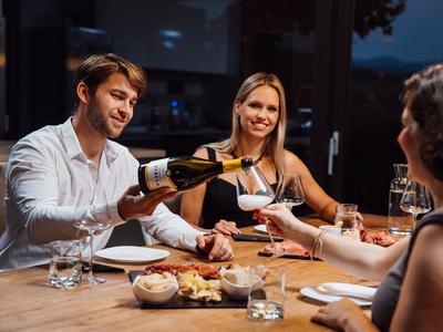 Vino in glasba  - kako ne zgrešiti?