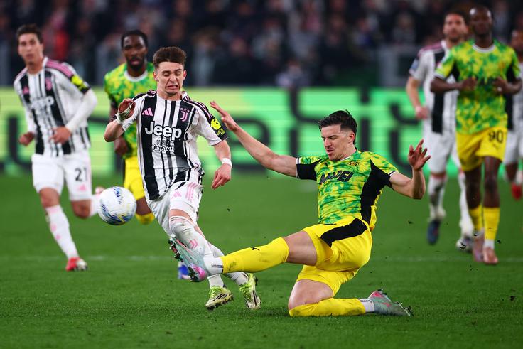 Juventus in Sassuolo sta se razšla z remijem. | Foto: Reuters