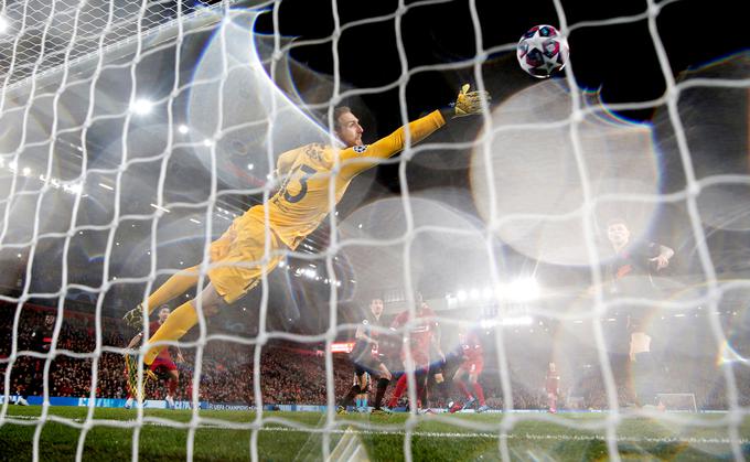 Jan Oblak je v prejšni sezoni navdušil z obrambami na Anfieldu, njegovi soigralci pa so poskrbeli za odmevno zmago s 3:2. | Foto: Reuters