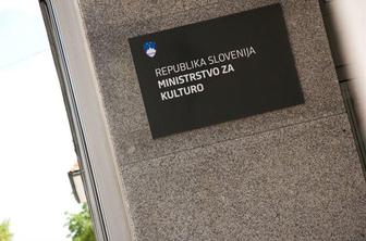 Ministrstvo za kulturo uvaja žepnine