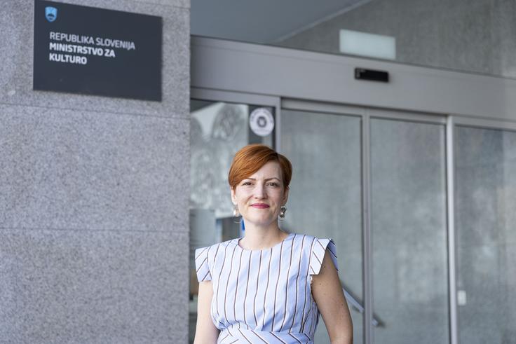 Asta Vrečko "Jasno pa je, da tako kot nobena družina ni samo harmonična, tudi vlada ni. A vedno poskušamo konstruktivno doseči konsenz." | Foto: Ana Kovač