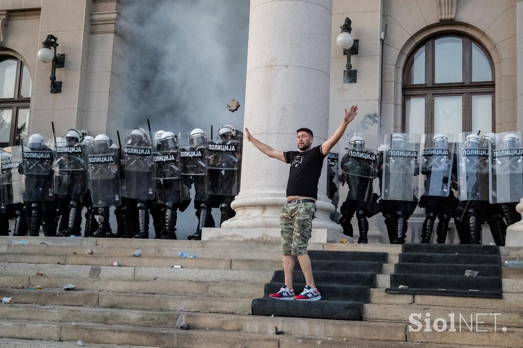 Protesti v Beogradu