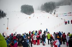 Maratonski prvi dan Pokala Loka po slovenskih notah