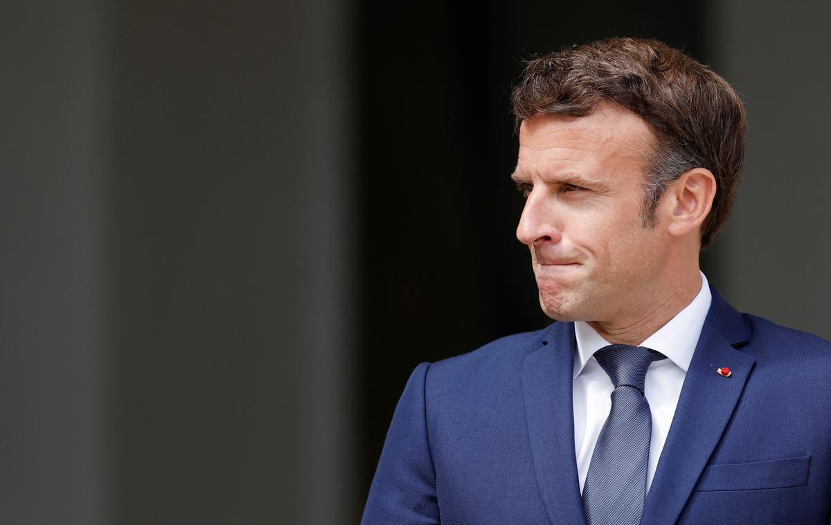 Emmanuel Macron | Francoska vlada je pokojninsko reformo, eno glavnih predvolilnih obljub predsednika Emmanuela Macrona, uradno napovedala v začetku leta. Njen sprejem naj bi bil nujen, sicer da se bo pokojninski sistem v državi sesul. | Foto Reuters