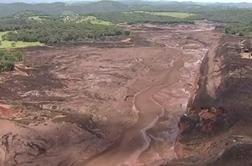 Brazilske oblasti pred morebitno novo zrušitvijo rudniškega jezu evakuirale 700 ljudi