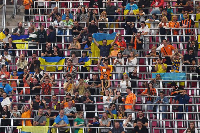 Dvoboj v Leipzigu je spremljalo okrog 700 navijačev Šahtarja. | Foto: Guliverimage/Vladimir Fedorenko