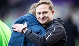 Bravo! Fenomen, ki mu je treba zaploskati.