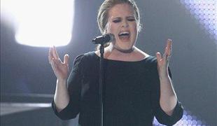 Adele je zaradi bolezni odpovedala dva koncerta 