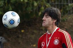 Löw bo obdržal službo tudi po Euru