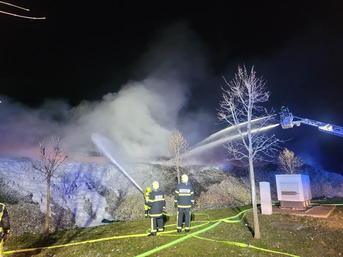 požar Puconci | Foto: Gasilska regija Pomurje