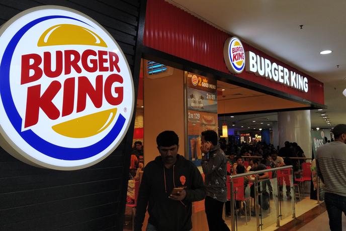 Burger King v Indiji zaradi visokih cen paradižnika tega umika iz svojih jedi