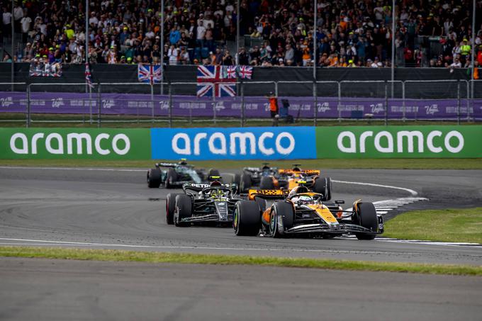 Zdaj je še McLaren z Mercedesovimi motorji prehitel Mercedesovo tovarniško ekipo. | Foto: Guliverimage