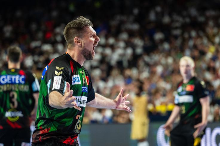 Ko je konec julija izvedel za odločitev s Hrvaške, da ne bodo skrajšali suspenza, se je slišal s trenerjem Magdeburga. Tako ni izključeno niti, da bi se konec koncev lahko vrnil tudi v Nemčijo. H klubu, kjer je bil lani izbran med slavne člane klubske zgodovine. | Foto: Guliverimage/dpa