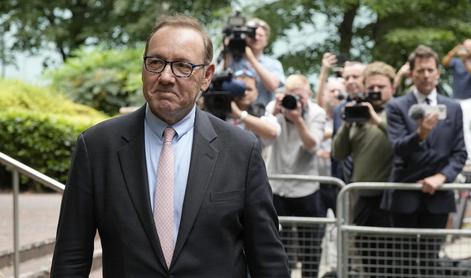 Zvezdnik po izgonu iz Hollywooda ostal brez doma