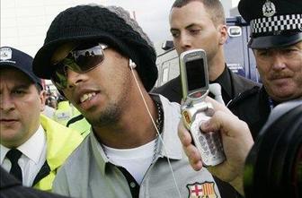 Ronaldinho skorajda zamudil let v Glasgow