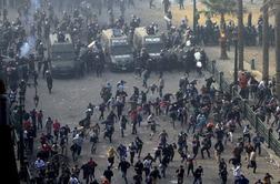 Tisoči nasprotnikov Mursija preplavili ulice egiptovskih mest