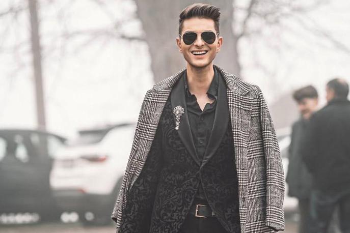 Damjan Murko, pevec | Damjan Murko je babico in dedka pripeljal na isti kraj, kjer sta se pred 60 leti obljubila večno ljubezen. | Foto Instagram/murkodm