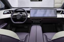 Mazdin osupljiv SUV: tehnična pomoč Kitajcev, v notranjosti velik zaslon #foto