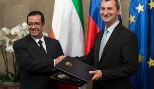 Slovenija in Kuvajt podpisala sporazum o zračnem prevozu
