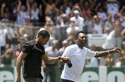 Robinho med navijače s helikopterjem (video)