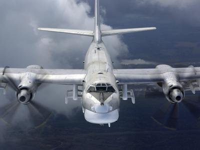 Preplah na Norveškem: ruski strateški bombniki poleteli proti norveški obali
