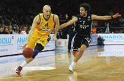 Anadolu zavrnil govorice o odhodu Vujačića v NBA