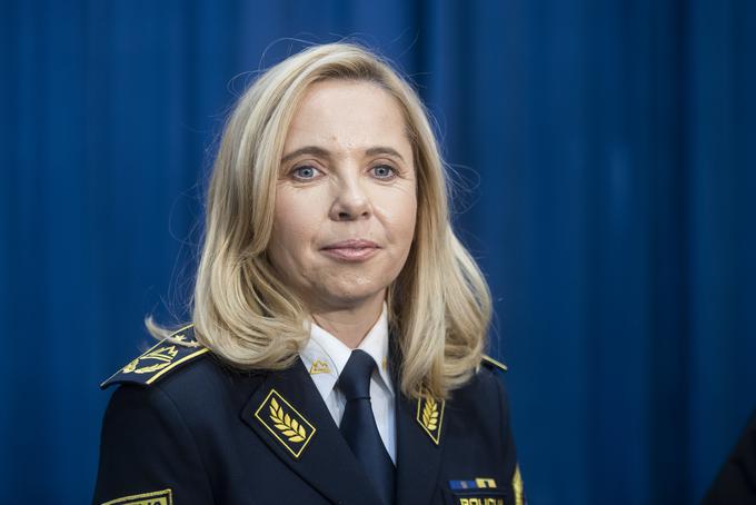 Generalna direktorica policije Tatjana Bobnar je decembra lani zaslužila 5.522 evrov bruto. S tem je na lestvici zaslužkov prehitela notranjega ministra Boštjana Poklukarja (5.278 evrov bruto). | Foto: STA ,