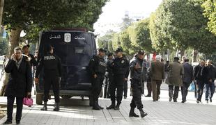 V Tuniziji najhujši socialni nemiri od arabske pomladi (foto)