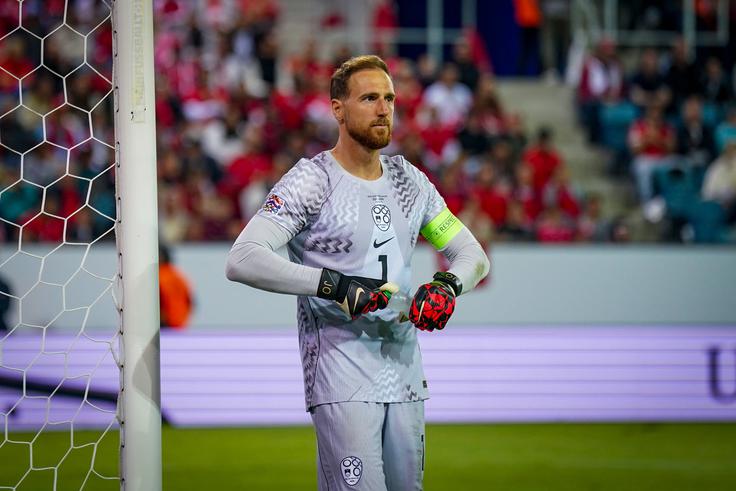 Kapetan Jan Oblak si je v 10. minuti privoščil nenadejano napako, po kateri je njegovo mrežo zatresel soigralec Erik Janža. V nadaljevanju srečanja je navduševal in nizal izjemne obrambe. | Foto: Guliverimage