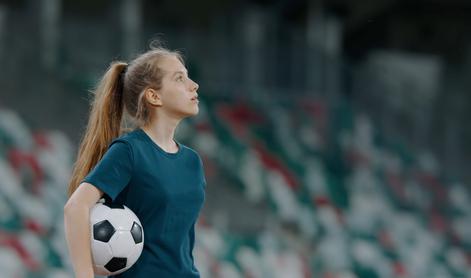 Vstopi v svet nogometnih zvezd: osvoji potovanje na UEFA Women’s EURO 2025!