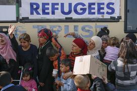 Grčija migranti begunci