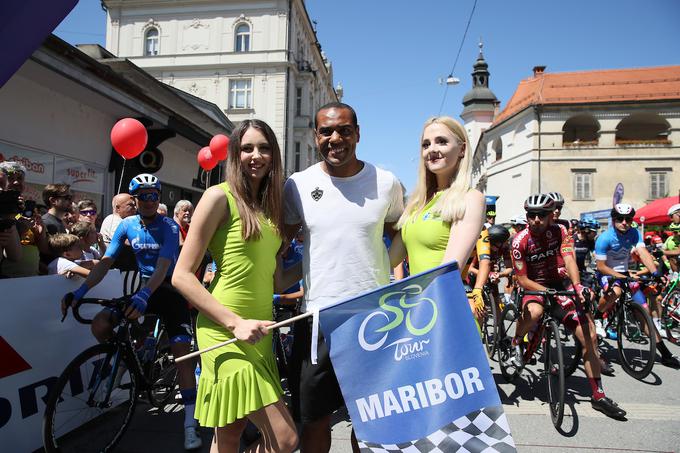 Marcos Tavares je na štartu v Mariboru pozdravil kolesarje. | Foto: Sportida