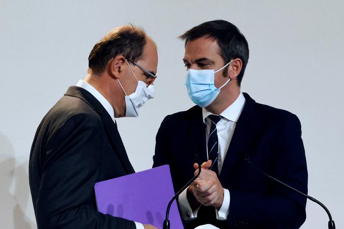 Francoski premier Jean Castex in francoski minister za zdravje Olivier Veran na redni tiskovni konferenci o stanju epidemije covid-19 v Franciji | Foto: Reuters