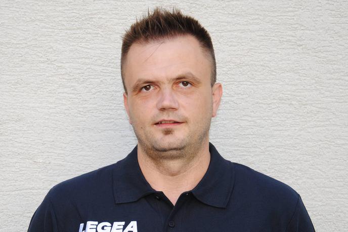 Aleš Hribar 1 | Aleš Hribar je v pretekli sezoni vodil Kamnik, zdaj pa bo svoje trenersko znanje delil v Prekmurju. | Foto OK Panvita Pomgrad
