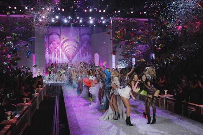 Konec meseca v Londonu prva trgovina Victoria's Secret 