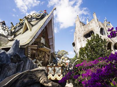 Nora hiša v Vietnamu: zgodba v ozadju je presenetljiva