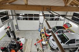 Eno leto po hudem požaru: iz pepela je zrasla nova delavnica #foto