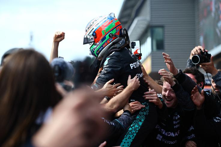 Kimi Antonelli je še šestič stopil na najvišjo stopnico zmagovalnega balkona. | Foto: Reuters