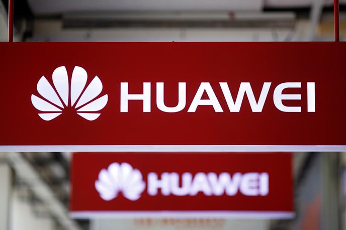 Honor, Huawei | Podjetja v ZDA lahko še naprej poslujejo s Huaweijem, je dejal ameriški predsednik Donald Trump. | Foto Reuters