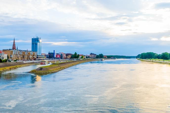 Reka Drava v Osijeku | Gradbeno dovoljenje bodo po pisanju Večernjega lista dobili v prvih mesecih leta, objekt pa bodo predvidoma zgradili v naslednjih petih letih.  | Foto Shutterstock
